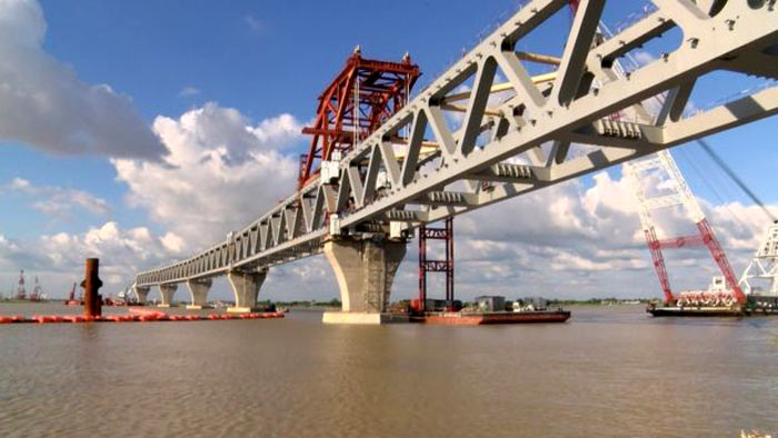 আজ দৃশ্যমান হচ্ছে পদ্মা সেতুর ৬ কিলোমিটার