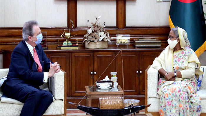 দেশে স্পেনের আরো বিনিয়োগের আহ্বান প্রধানমন্ত্রীর